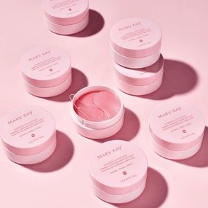 Hydrogel eye patches